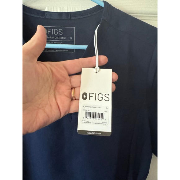 NWT Figs Octavia Hybrid Maternity Scrub Top - Picture 7 of 9
